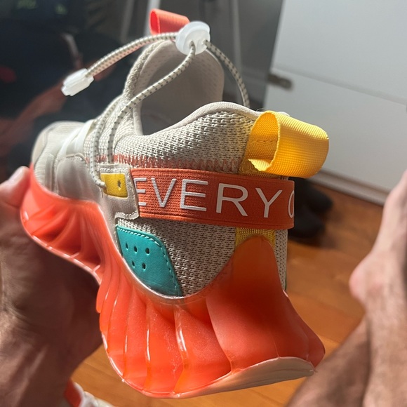 BRAND NEW ROVUX - Picture 6 of 8